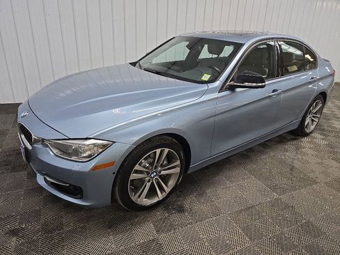 Used 2013 BMW 335i xDrive Sedan AWD/4WD image 8