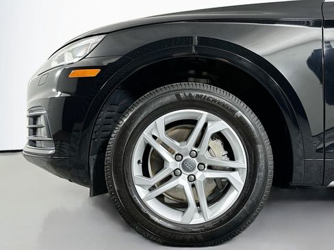 Used 2018 Audi Q5 2.0T Premium Plus w/ Premium Plus Package AWD/4WD image 12