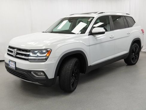 Used 2019 Volkswagen Atlas SEL AWD/4WD image 3