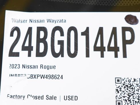 Used 2023 Nissan Rogue SV AWD/4WD image 30