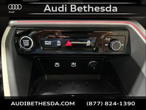 Certified 2025 Audi Q5 Prestige AWD/4WD image 25