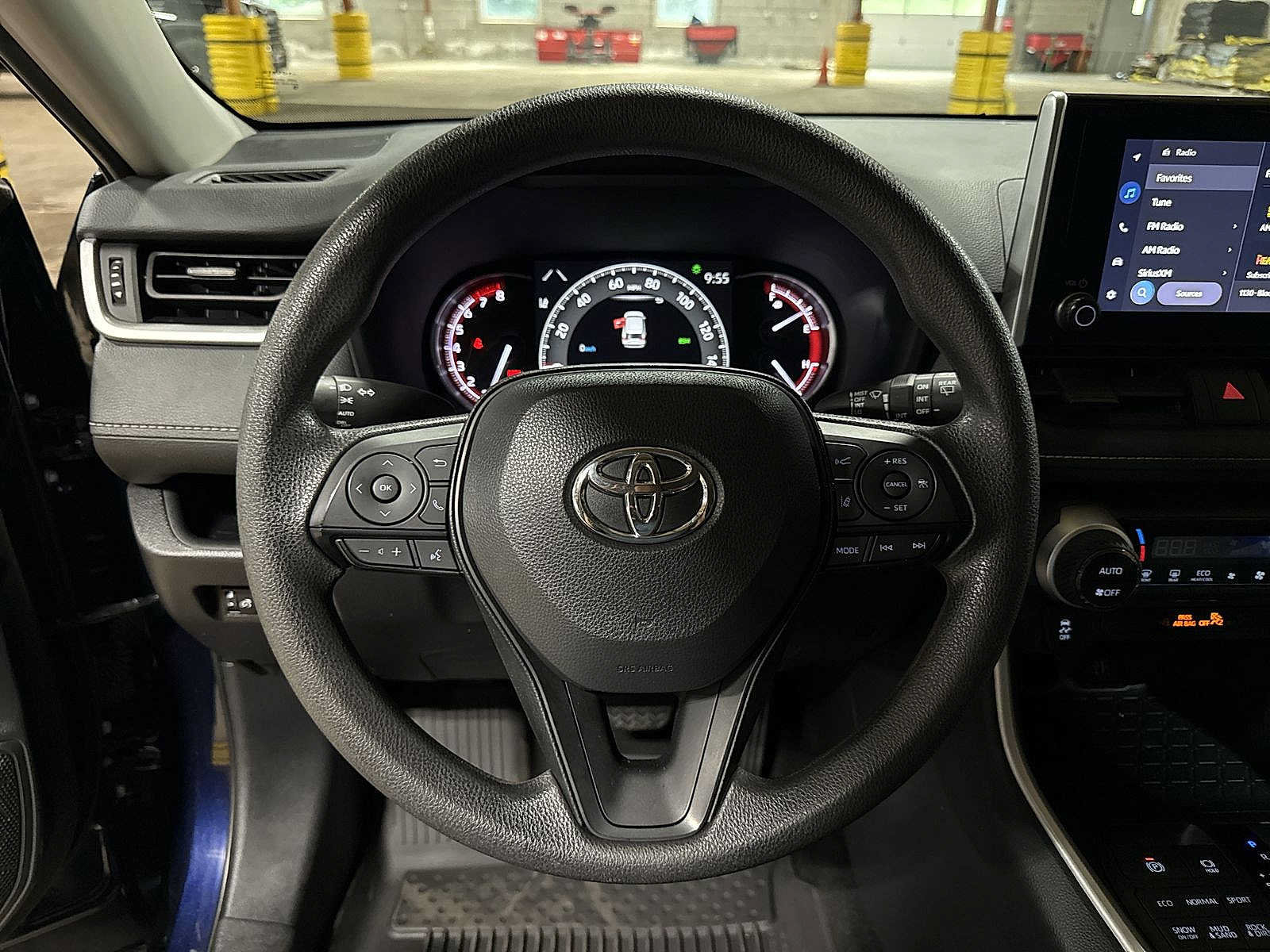 Certified 2025 Toyota RAV4 XLE AWD/4WD image 18
