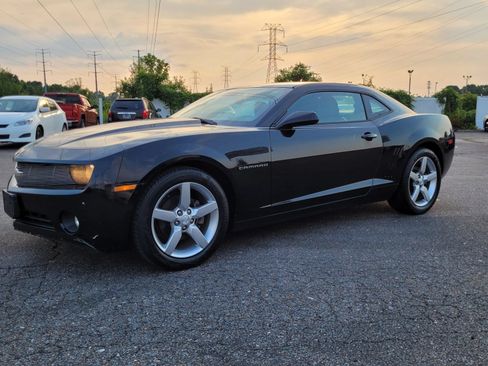 Used 2011 Chevrolet Camaro LT w/ White Stripe Package RWD image 19