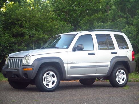 Used 2002 Jeep Liberty Sport AWD/4WD image 1