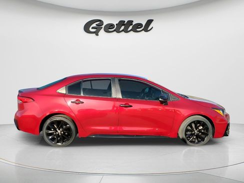 Used 2022 Toyota Corolla SE FWD image 4
