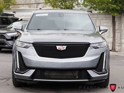 Used 2021 Cadillac XT6 Sport AWD/4WD image 14