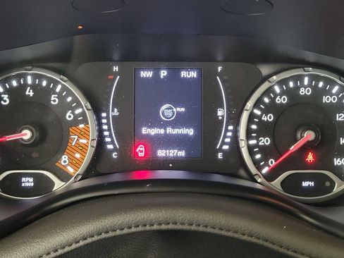 Used 2023 Jeep Renegade Latitude AWD/4WD image 25