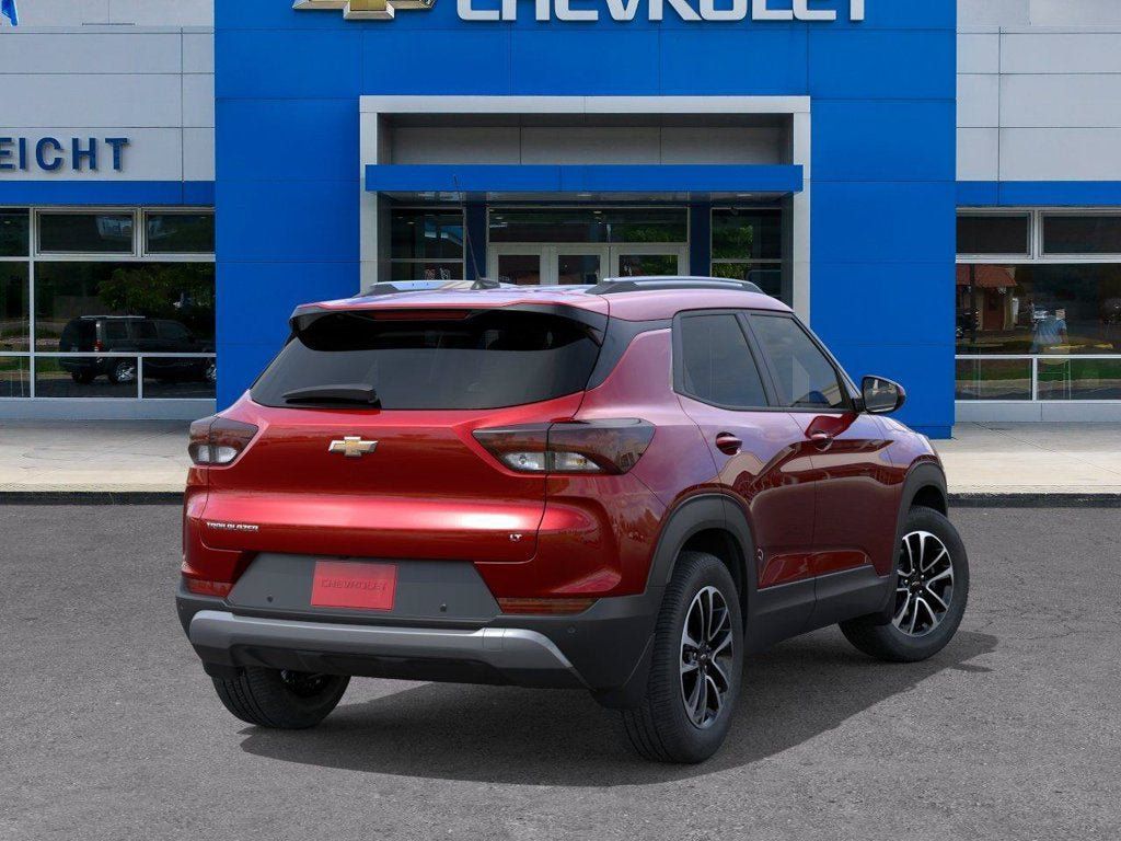 New 2026 Chevrolet TrailBlazer LT FWD image 4