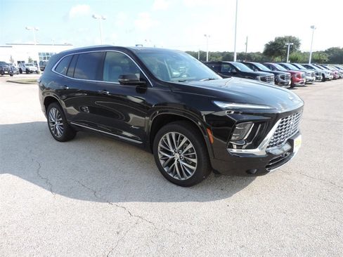 New 2025 Buick Enclave Avenir w/ Super Cruise Package image 3