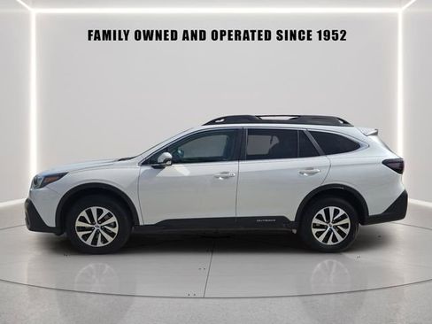 Certified 2021 Subaru Outback Premium w/ Popular Package #1 AWD/4WD image 5
