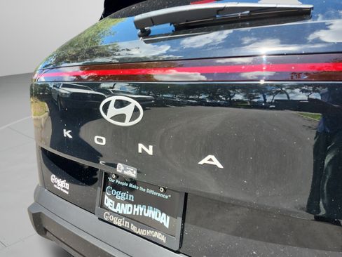 Certified 2026 Hyundai Kona SEL Sport FWD image 31