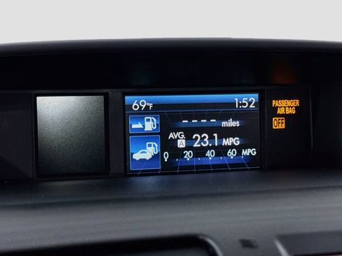 Used 2014 Subaru Forester 2.5i Touring AWD/4WD image 26