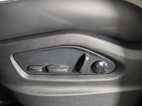 New 2026 Porsche Cayenne Coupe image 29