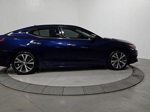 Used 2017 Nissan Maxima Platinum image 7