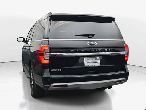 Used 2024 Ford Expedition Limited image 7