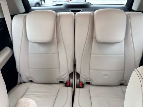 Used 2022 Mercedes-Benz GLS 580 4MATIC image 17