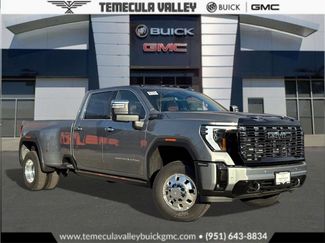 New 2026 GMC Sierra 3500 Denali Ultimate w/ LPO, Black Badging Package video 1