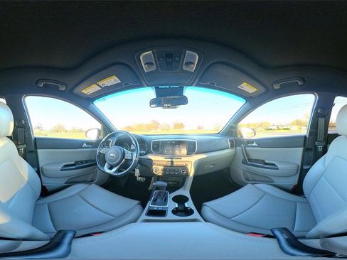 Certified 2022 Kia Sportage Nightfall Edition image 36