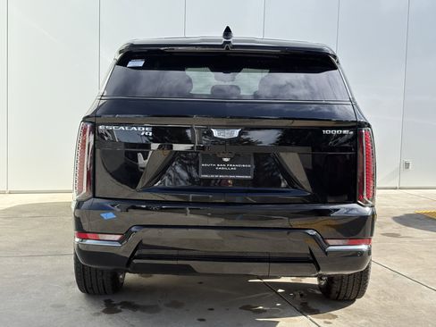 New 2026 Cadillac Escalade IQ Sport 1 AWD/4WD image 6