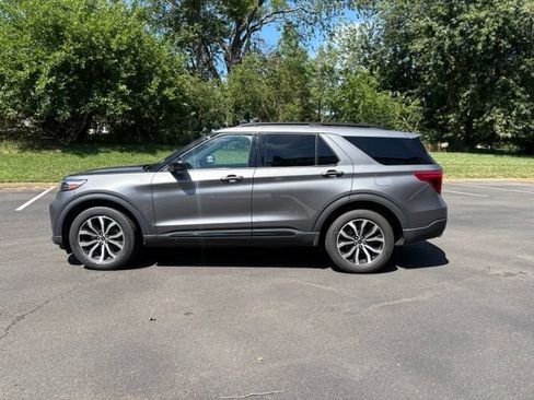 Certified 2023 Ford Explorer ST-Line w/ Class IV Trailer Tow Package AWD/4WD image 2