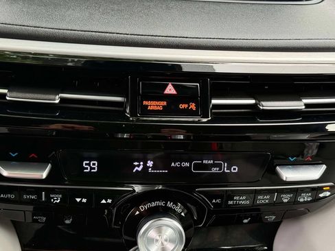 Certified 2022 Acura MDX SH-AWD w/ Technology Package image 24