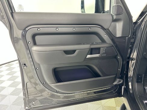 New 2026 Land Rover Defender 130 V8 AWD/4WD image 14