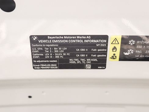 Used 2023 BMW 330i Sedan w/ M Sport Package RWD image 28