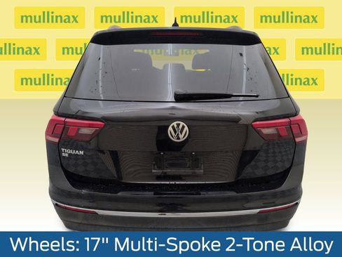 Used 2020 Volkswagen Tiguan SE w/ Panoramic Sunroof Package image 38