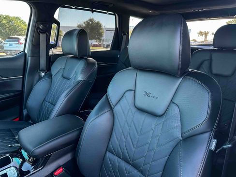 Used 2025 Kia Telluride SX Prestige X-Pro image 14