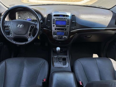 Used 2012 Hyundai Santa Fe Limited FWD image 2