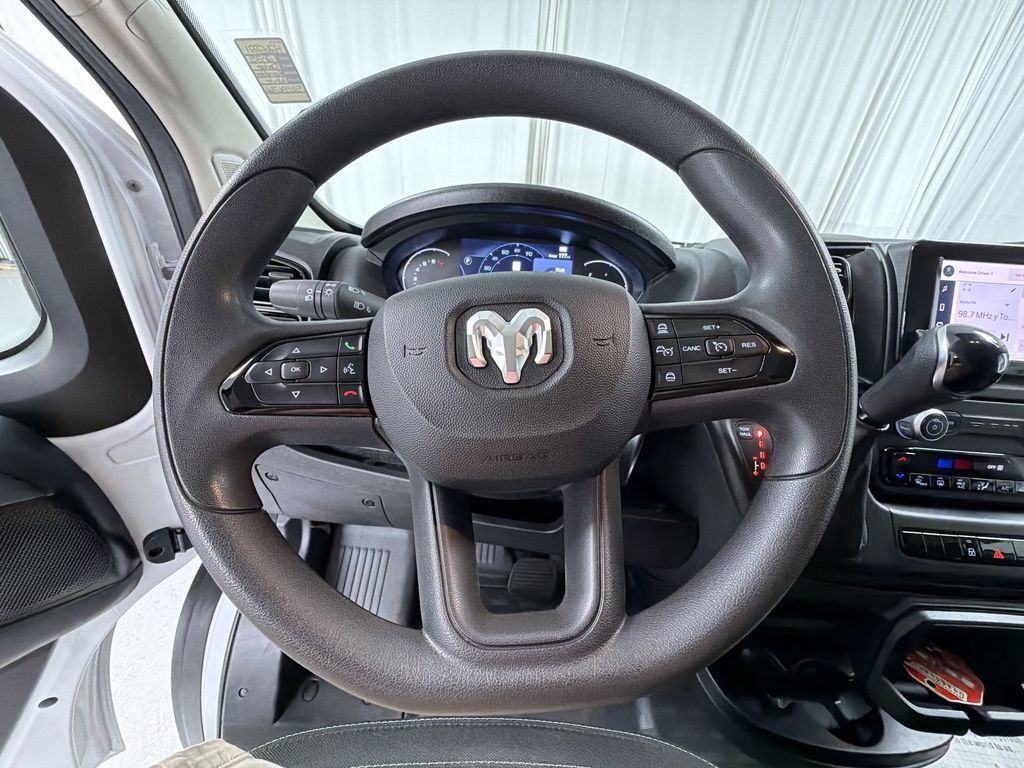 Used 2025 RAM ProMaster 2500 w/ U-Haul Equipment Group FWD image 27