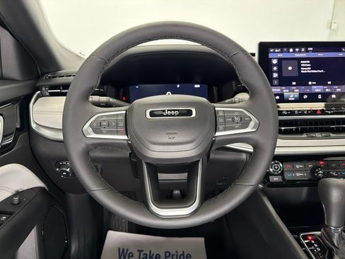 New 2026 Jeep Compass Limited AWD/4WD image 15