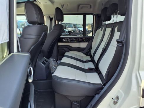 New 2025 INEOS Grenadier AWD/4WD image 8