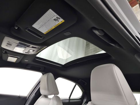Used 2025 Lexus UX 300h AWD w/ Cold Area Package image 17