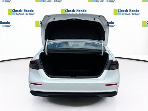 Certified 2023 Honda Accord EX image 29