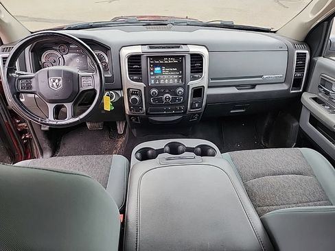 Used 2017 RAM 1500 Big Horn AWD/4WD image 32