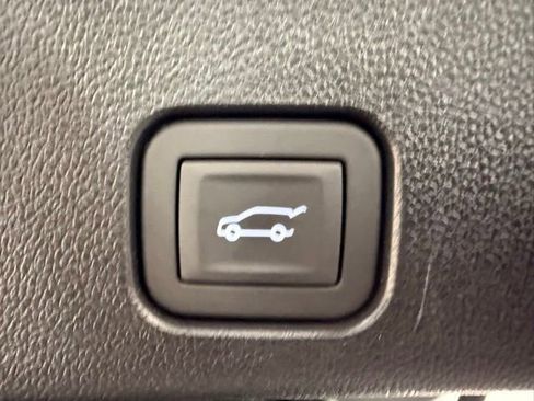 New 2026 GMC Acadia Elevation w/ Black Edition image 9