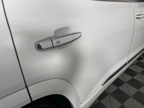 Used 2019 GMC Acadia Denali AWD/4WD image 30
