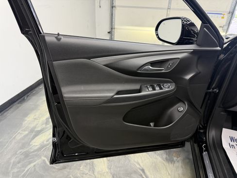 Used 2024 Buick Envista Avenir FWD image 9