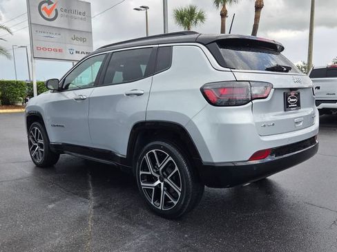 Certified 2025 Jeep Compass Limited w/ Elite Group AWD/4WD image 5