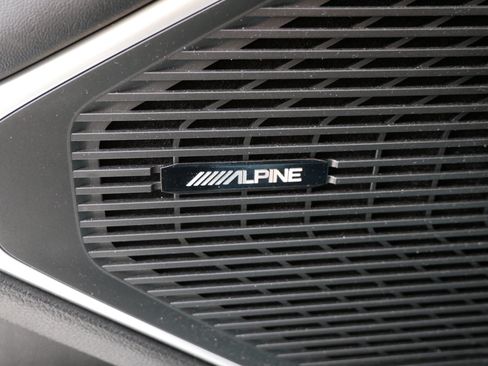 Used 2024 Jeep Wagoneer Series II w/ Convenience Group I AWD/4WD image 23