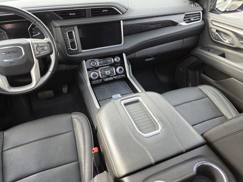 Used 2021 GMC Yukon Denali w/ Denali Ultimate Package image 37