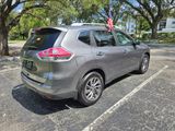 Used 2016 Nissan Rogue SL image 5