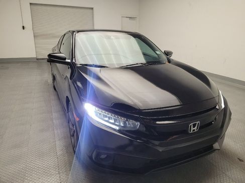 Used 2020 Honda Civic Touring image 14