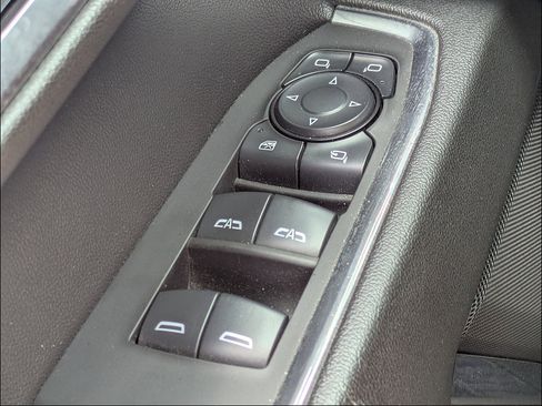 Used 2025 GMC Sierra 1500 SLT AWD/4WD image 26