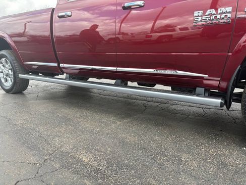 Used 2018 RAM 3500 Laramie Longhorn image 5