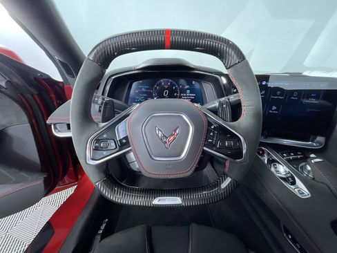 Used 2025 Chevrolet Corvette E-Ray image 16