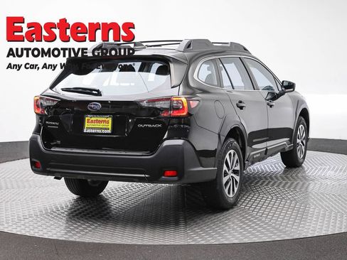 Used 2024 Subaru Outback AWD/4WD image 5