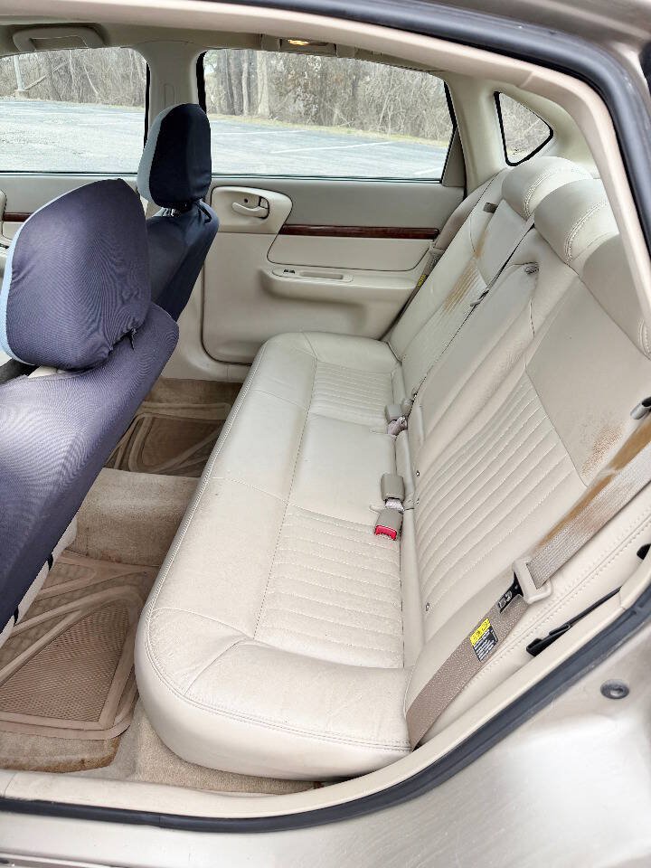 Used 2003 Chevrolet Impala LS w/ Preferred Equipment Group FWD image 11