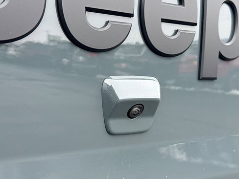 New 2026 Jeep Gladiator Sport image 11